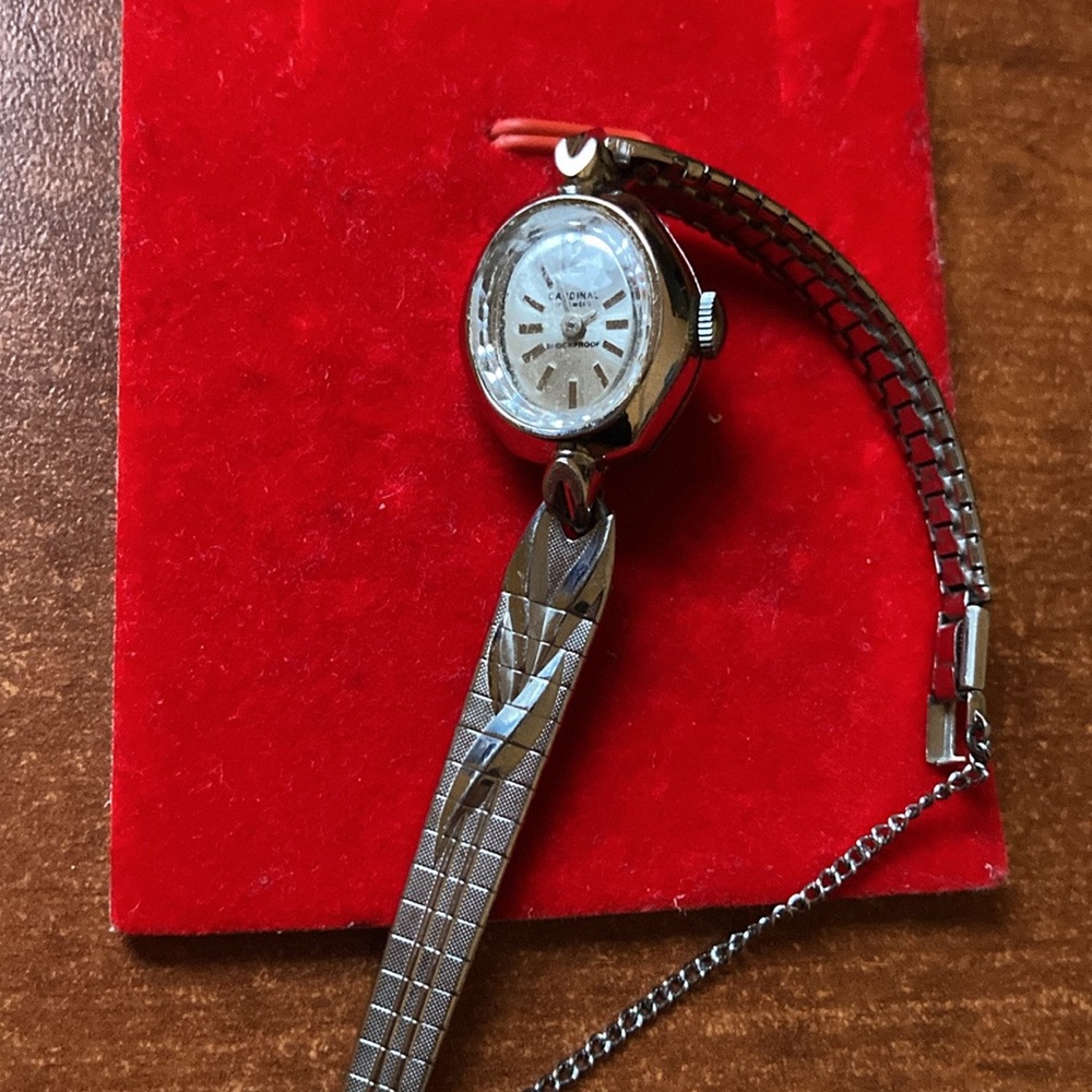 CARDINAL Vintage Women’s Watch